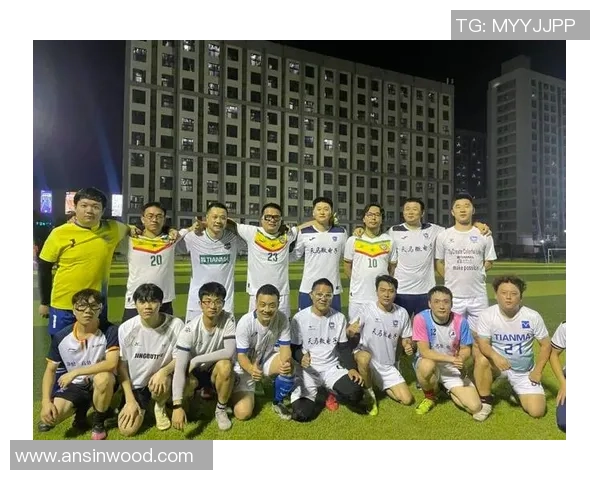 武汉足球队的速度之美:探寻快速反击与团队协作的完美结合